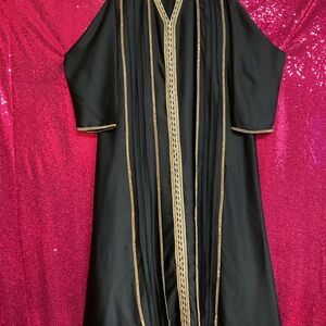 Elegant Black and Gold Kaftan
